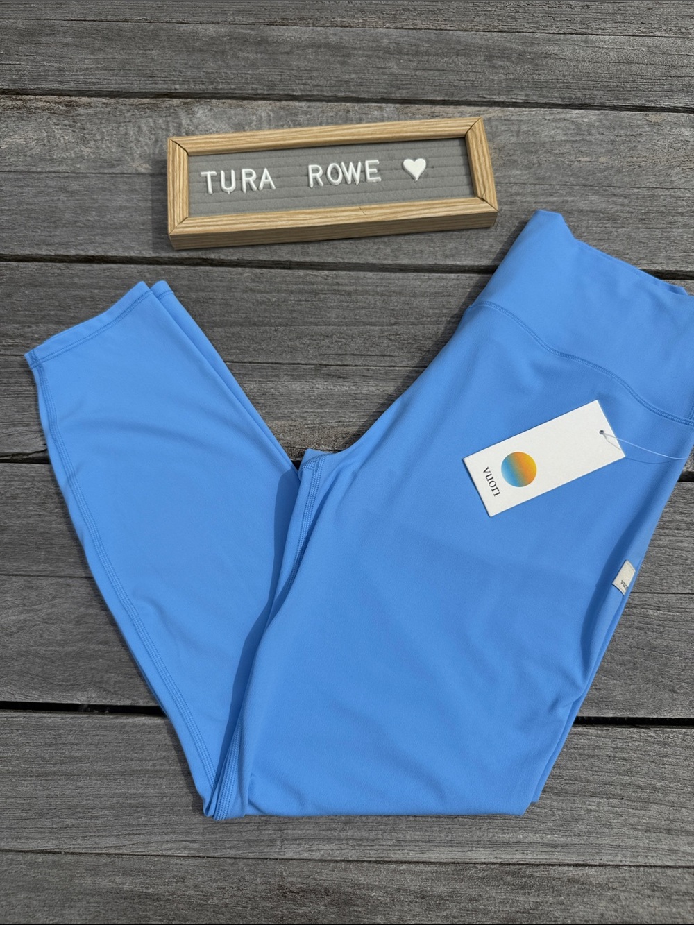 Vuori AllTheFeels Legging Oasis Blue Women's Large (L) NWT 💙✨